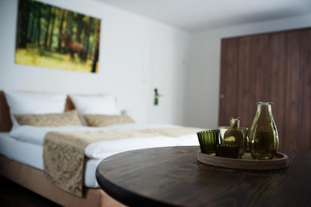 Hotel Auerhahn Nest Bad Wildbad Esterno foto