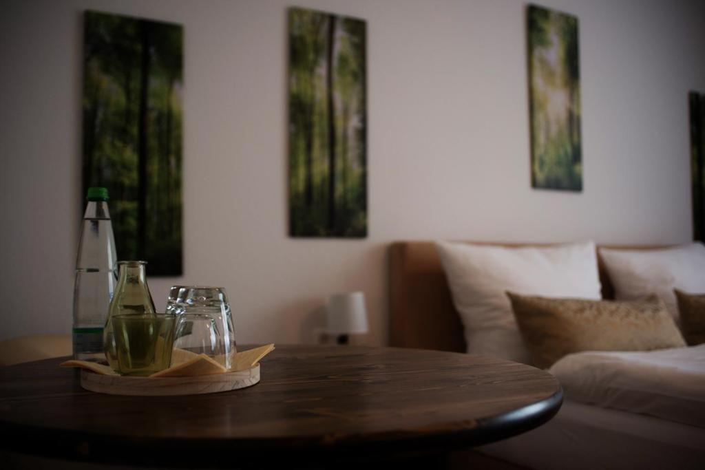 Hotel Auerhahn Nest Bad Wildbad Esterno foto